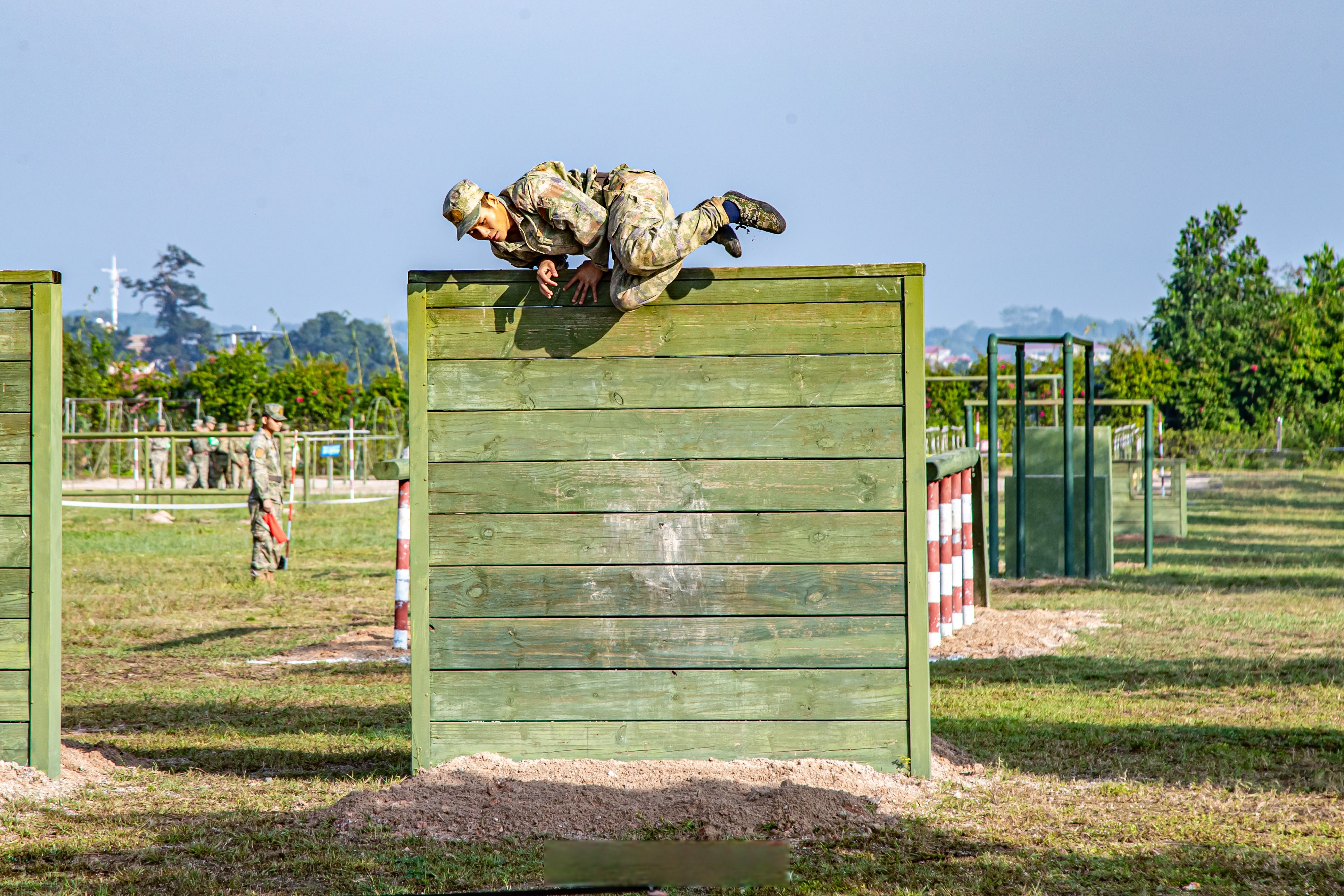 IM体育数据分析平台-巅峰对决！两队实力均衡激烈角逐