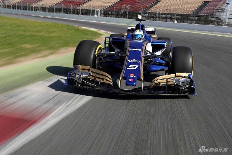 IM体育社区互动入口-索伯车队翻盘雷诺车队，汉密尔顿关键制胜