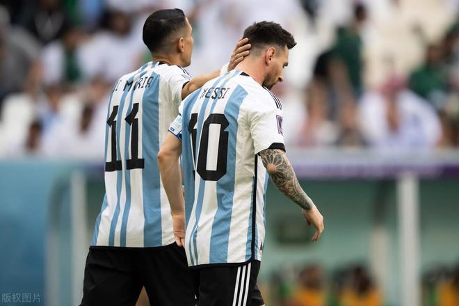 墨西哥横扫西班牙，迪马利亚状态火热