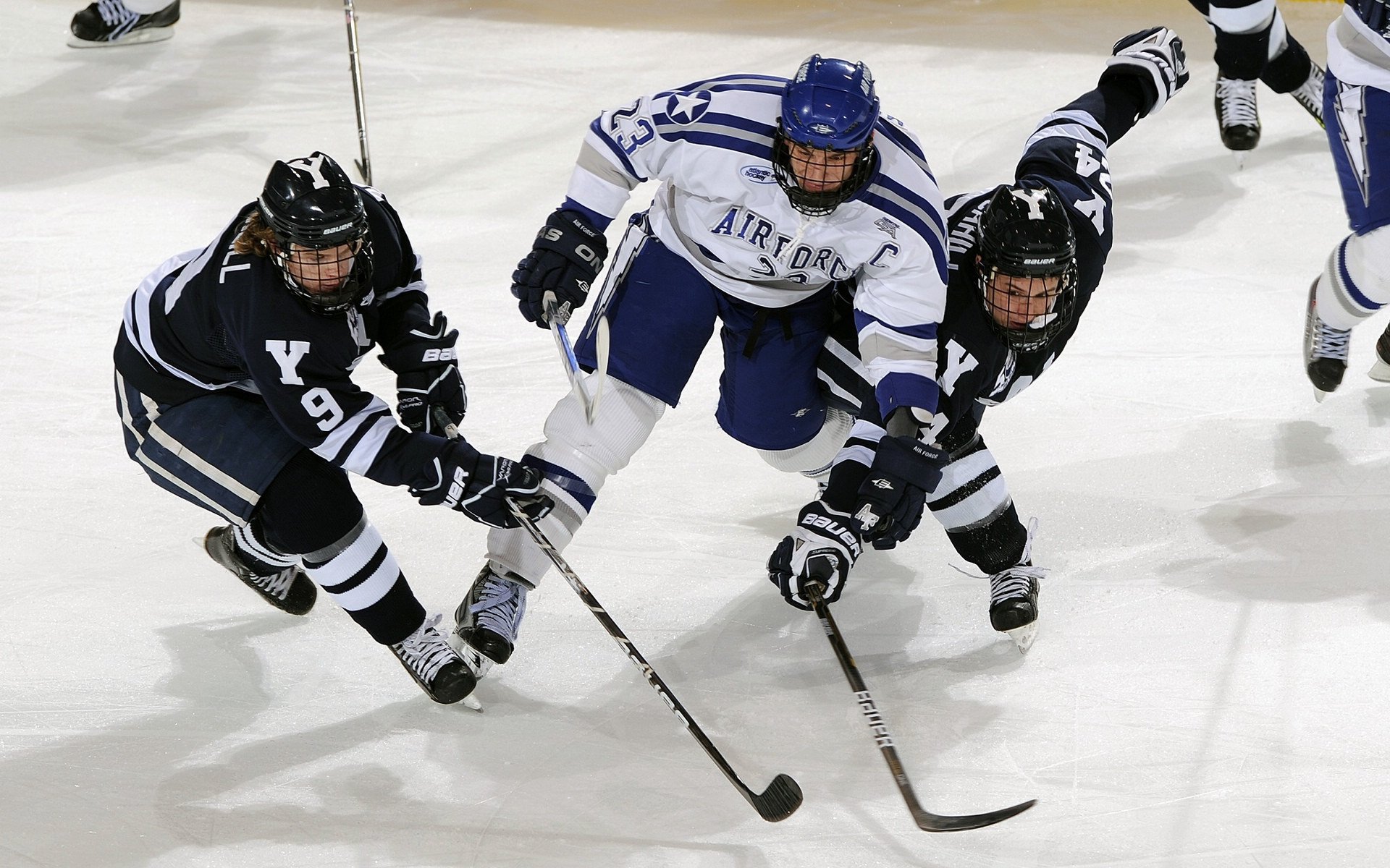 鹈鹕展翅遮雷霆,英格拉姆年度焦点战接管全场