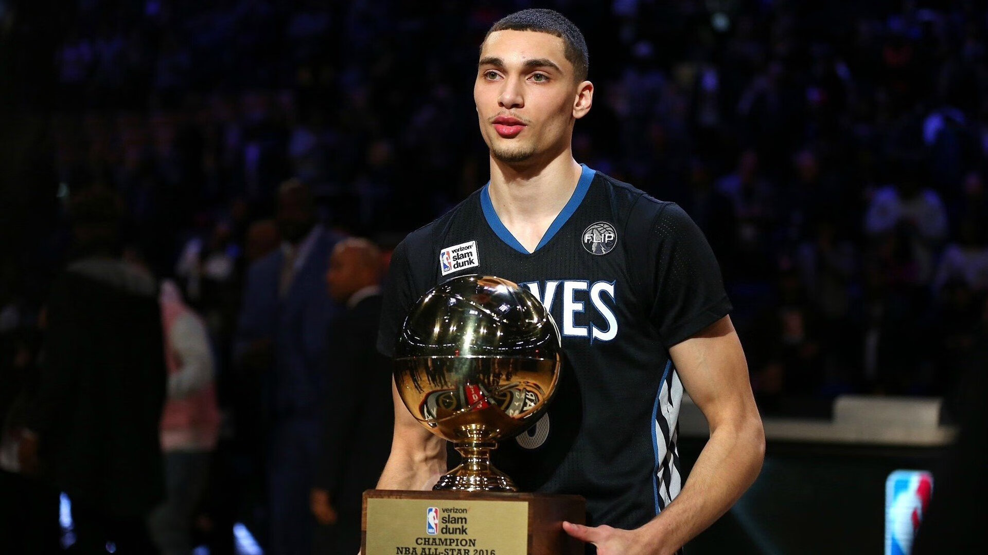 南半球的足球革命，萨内关键一击，新西兰终结牙买加闪电神话