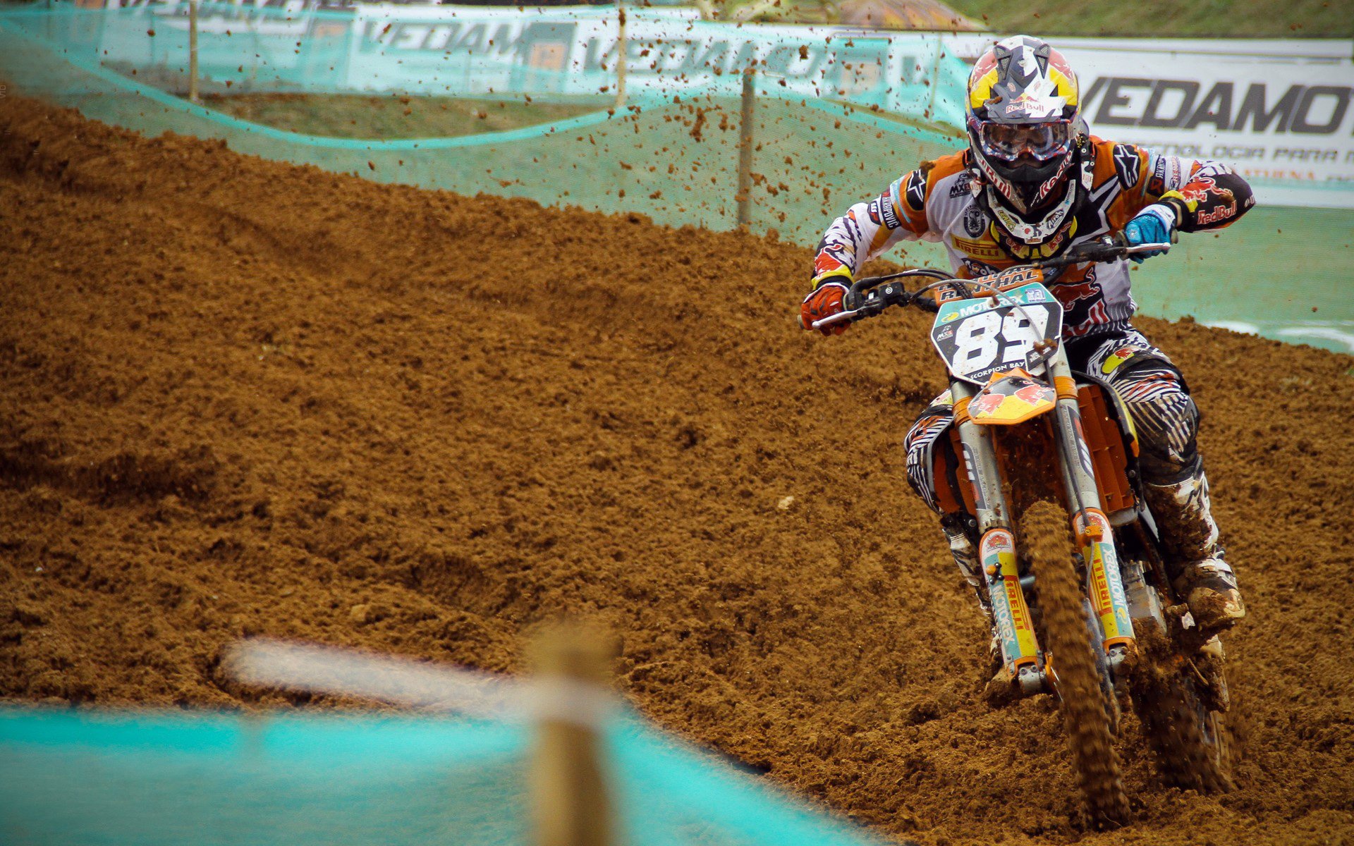 奥亚尔萨瓦尔爆发破纪录，牙买加女足斩落巴西创历史